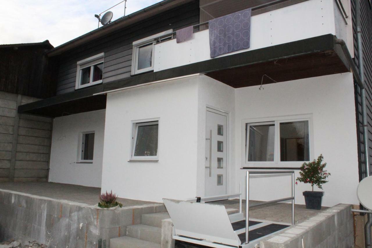 Ferienwohnung Albblick 1 Мюнзинген Экстерьер фото